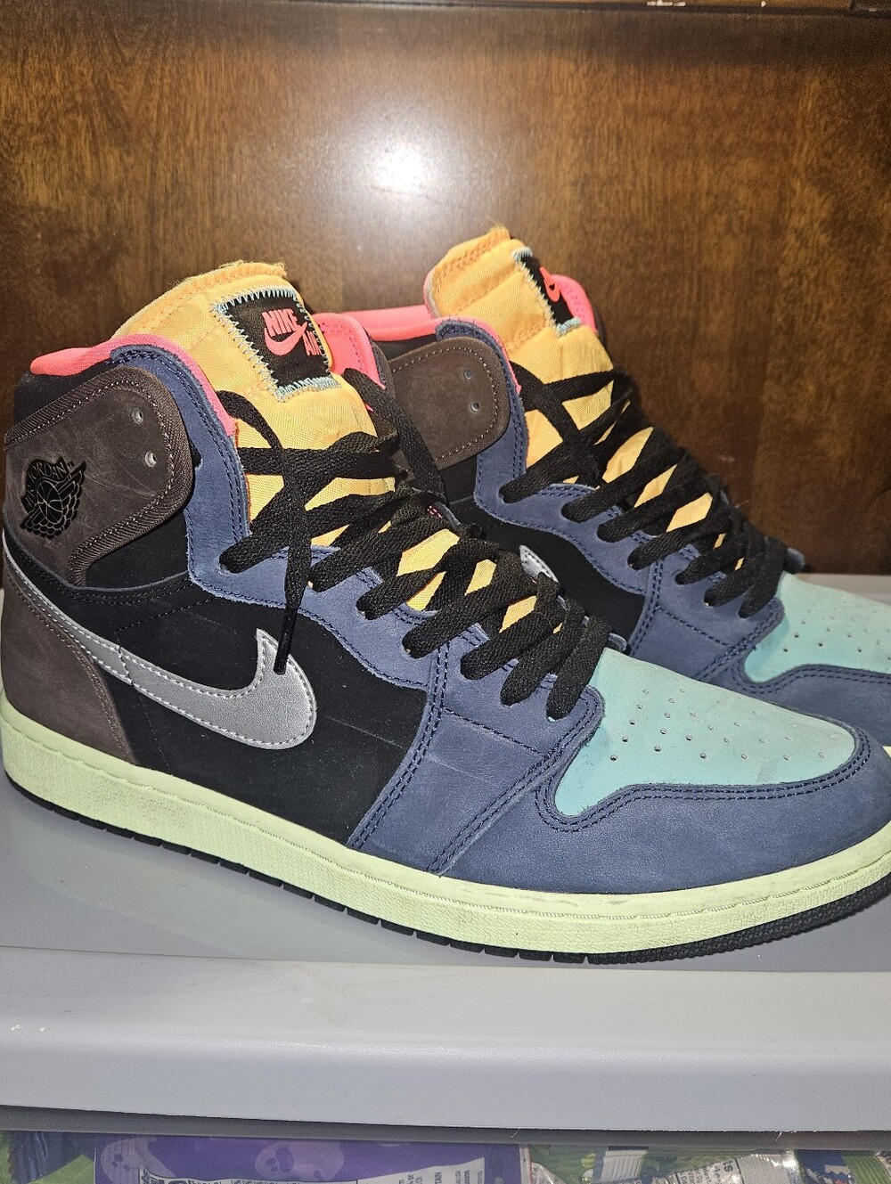 Men's Nike Air Jordan Retro 1 High  "Tokyo Bio Hack"
